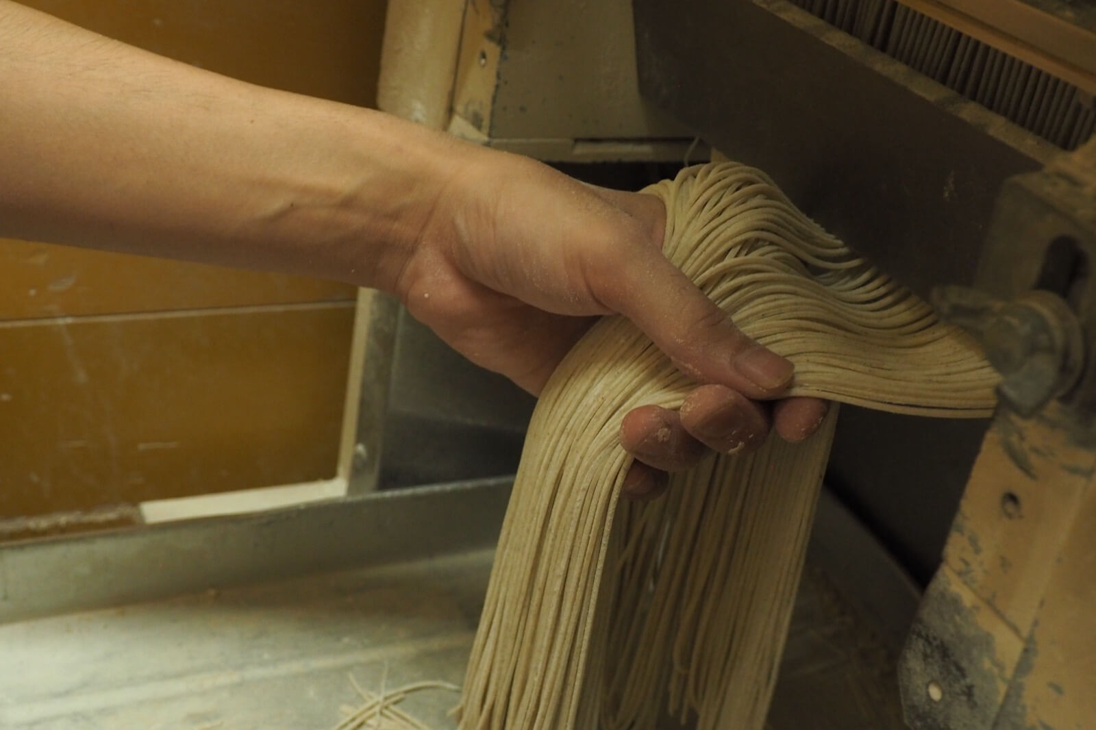 いよいよ自社で「そば」を作ります。