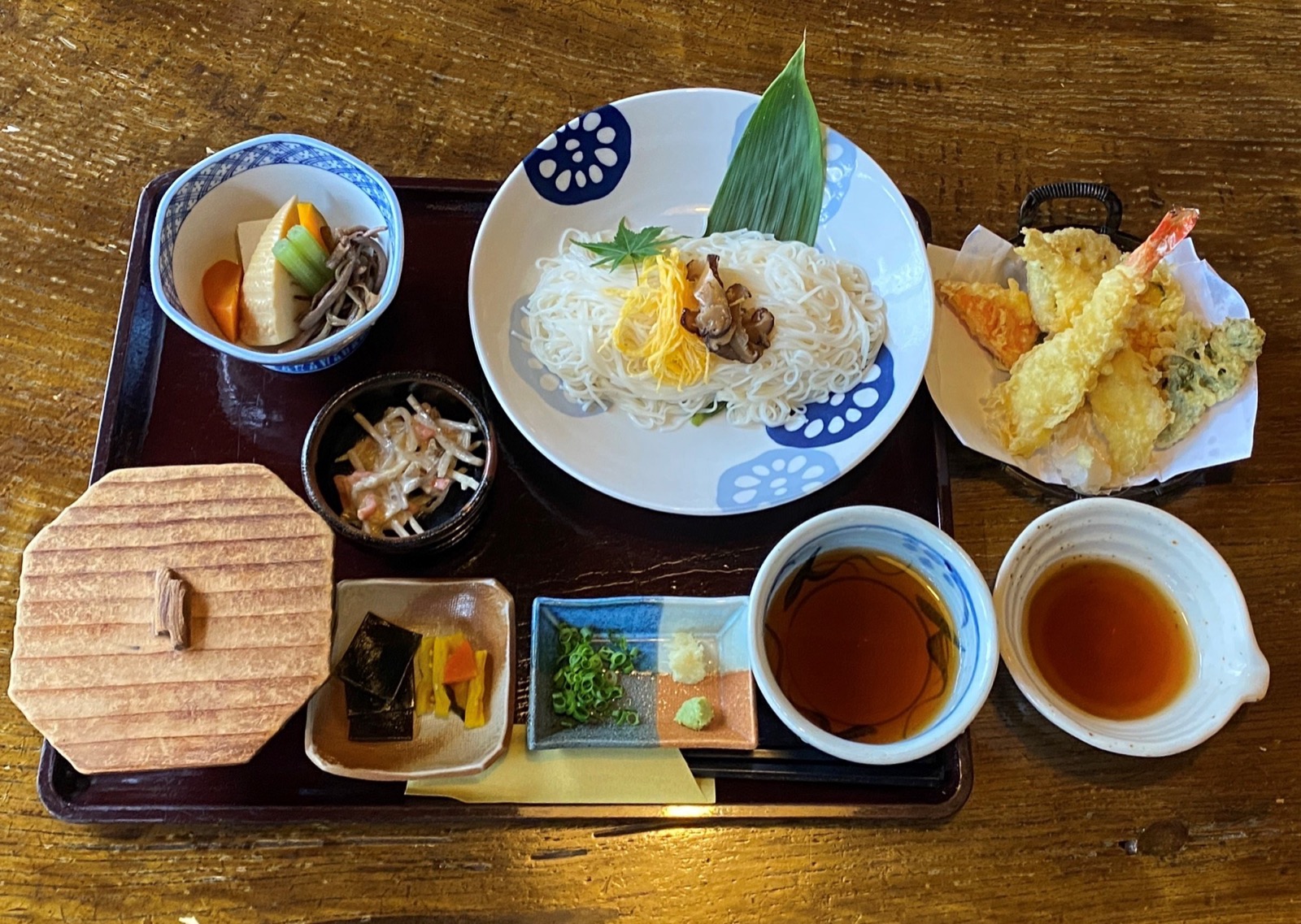 冷やし天麩羅三神定食　2,420円(税込)